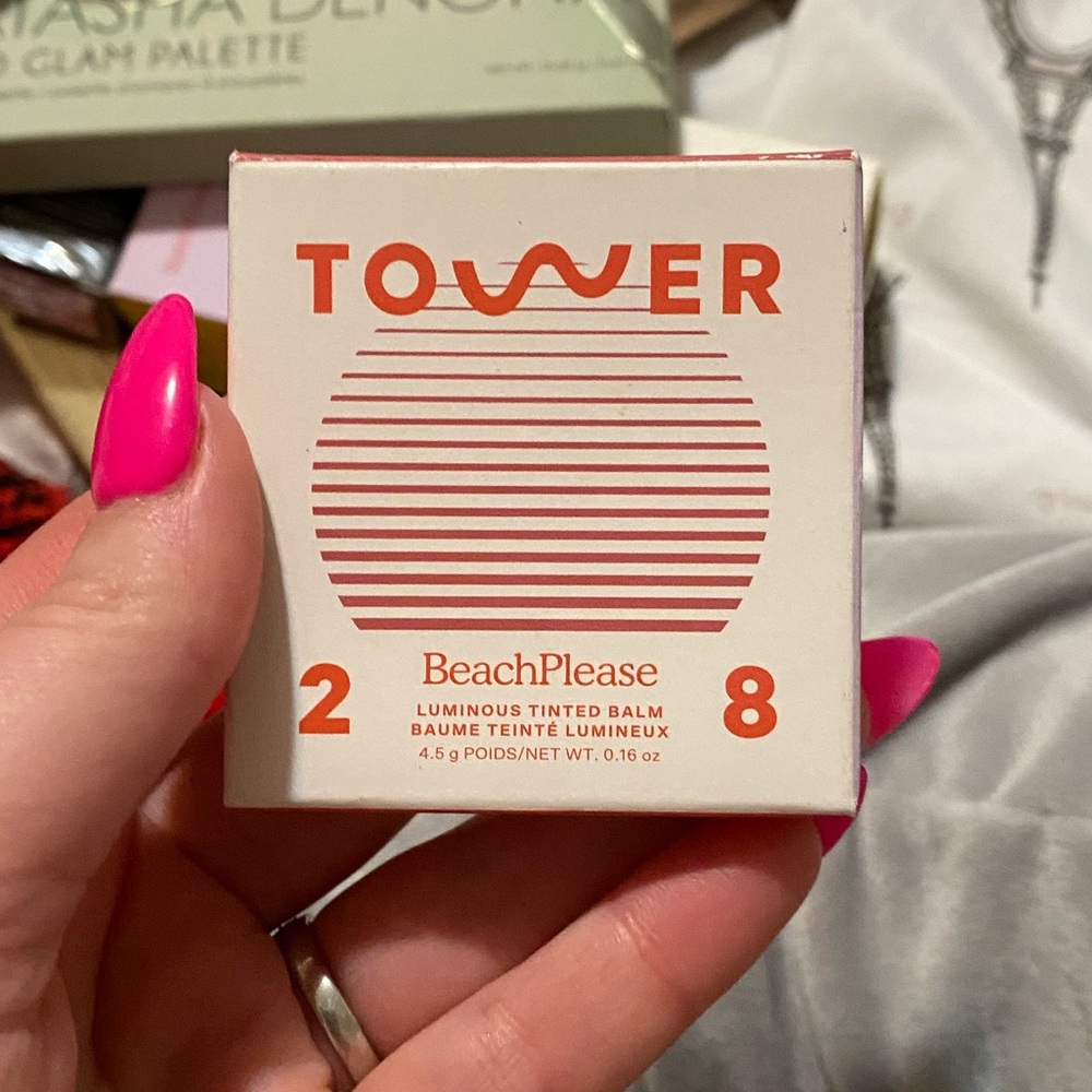 Tinted balm